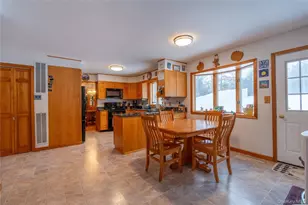 13 Bray Farm Ln, Wappingers Falls, NY 12590 - Photo 15