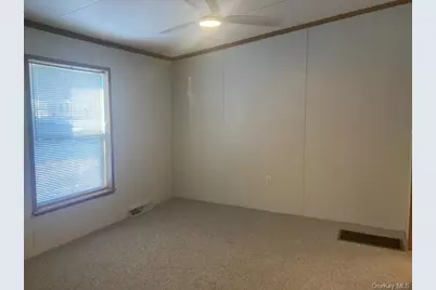 1661 Old Country Road #195, Riverhead, NY 11901 - Photo 17