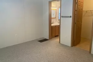 1661 Old Country Rd, Riverhead, NY 11901 - Photo 15