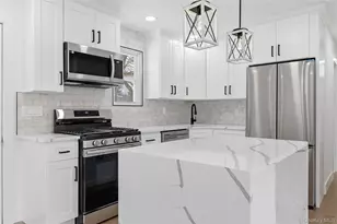 39 E Oakdale St, Bay Shore, NY 11706 - Photo 13