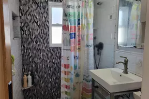 200-33 26th Ave, Bayside, NY 11360 - Photo 5