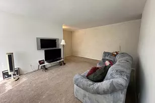 305 Towne House Village, Islandia, NY 11749 - Photo 3