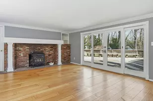 3 Tappen Dr, Melville, NY 11747 - Photo 17