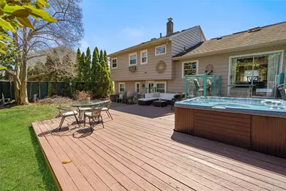 34 Glenbrook Road, Hicksville, NY 11801 - Photo 29