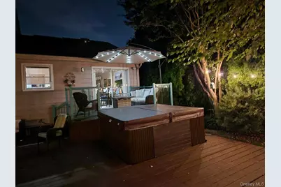 34 Glenbrook Road, Hicksville, NY 11801 - Photo 33