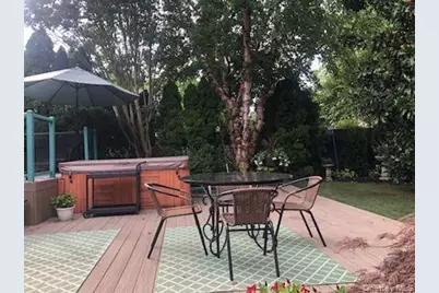 34 Glenbrook Road, Hicksville, NY 11801 - Photo 35