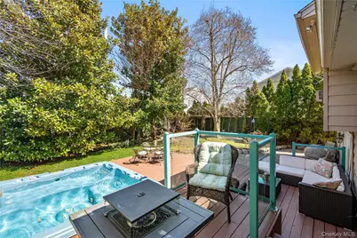 34 Glenbrook Road, Hicksville, NY 11801 - Photo 31