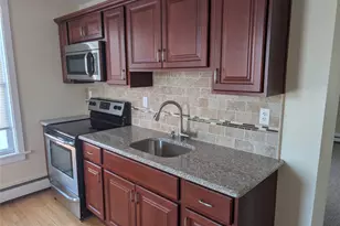 21 Oakland Ave, Warwick, NY 10990 - Photo 5