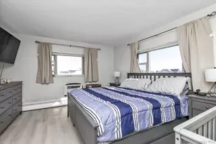 222 Smith St, Freeport, NY 11520 - Photo 11