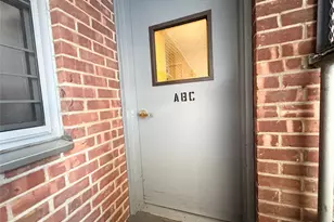 61-15 97th St, Rego Park, NY 11374 - Photo 21