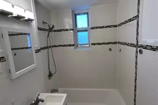 210 Pelham Rd, New Rochelle, NY 10805 - Photo 11