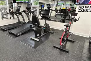 210 Pelham Rd, New Rochelle, NY 10805 - Photo 17