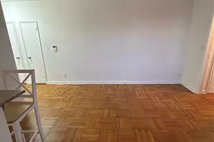 210 Pelham Rd, New Rochelle, NY 10805 - Photo 3