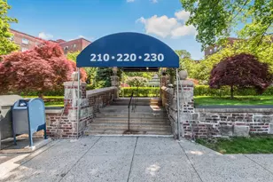 220 Pelham Rd, New Rochelle, NY 10805 - Photo 23