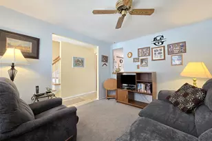 15 Mountain St, Ronkonkoma, NY 11779 - Photo 7