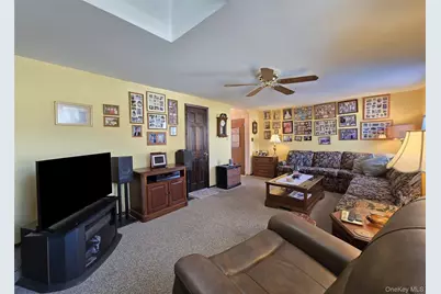 15 Mountain Street, Ronkonkoma, NY 11779 - Photo 3