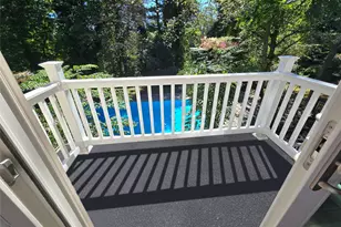 32 Valley Rd, Old Westbury, NY 11568 - Photo 21