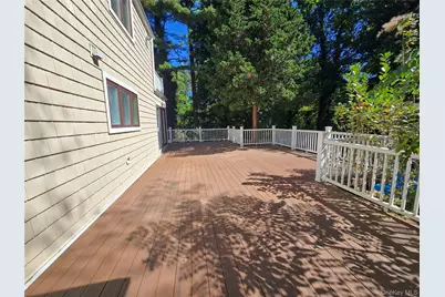 32 Valley Road, Old Westbury, NY 11568 - Photo 11