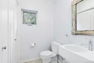 54 Gardiner Dr, Amagansett, NY 11930 - Photo 11