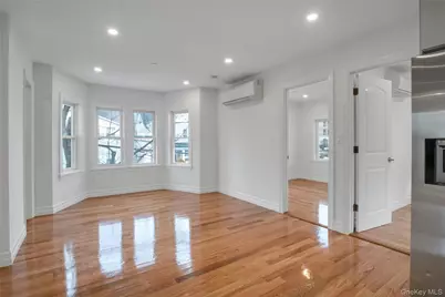 25 Walnut Street, New Rochelle, NY 10801 - Photo 13