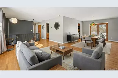 54 Blossom Lane, Wallkill, NY 12589 - Photo 3