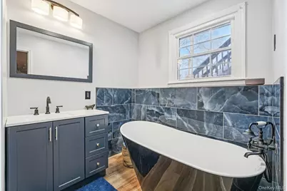 54 Blossom Lane, Wallkill, NY 12589 - Photo 17