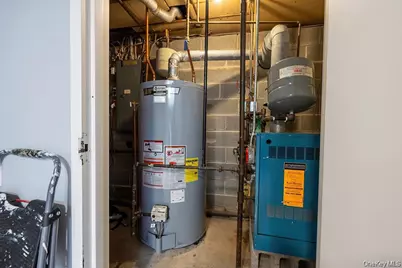 16 Stoneham Place, White Plains, NY 10607 - Photo 29