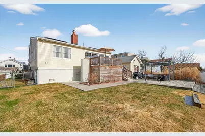 20 Albert Road, Amityville, NY 11701 - Photo 35