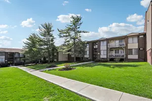 267 Country Club Ln, Pomona, NY 10970 - Photo 3