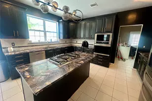 39 Independence Way, Miller Place, NY 11764 - Photo 19