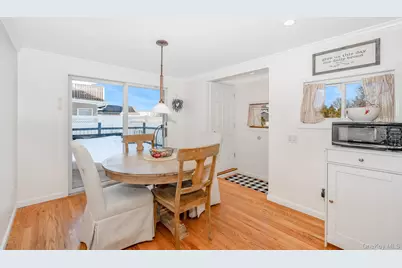 161 Division Avenue, Massapequa, NY 11758 - Photo 13