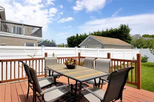 161 Division Ave, Massapequa, NY 11758 - Photo 21