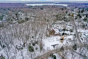 37 Christian Ave, Setauket, NY 11733 - Photo 15