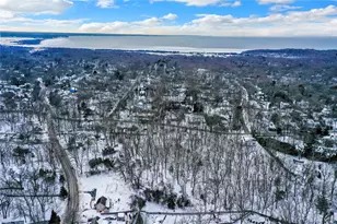 37 Christian Ave, Setauket, NY 11733 - Photo 23