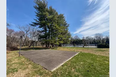 [Address not provided], Brookville, NY 11545 - Photo 9