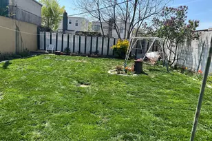 77-14 Cypress Hills St, Glendale, NY 11385 - Photo 5