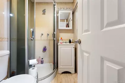 7714 Cypress Hills Street, Glendale, NY 11385 - Photo 19