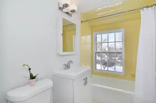 21 Edgewood Ln, Bronxville, NY 10708 - Photo 15