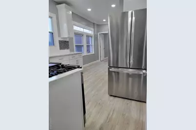 871 Throgsneck Expressway Expressway #1st floor, Bronx, NY 10465 - Photo 11