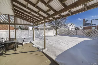 1065 Russell Street, Franklin Square, NY 11010 - Photo 23