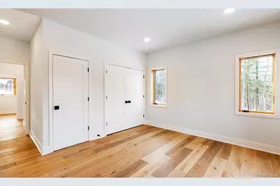 513 Myrtle Avenue, Wallkill, NY 12589 - Photo 19