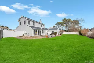 40 Sequoia Way, Holbrook, NY 11741 - Photo 35