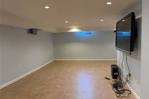 110-51 64th Rd, Forest Hills, NY 11375 - Photo 19