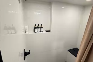 547 Middle St, North Babylon, NY 11703 - Photo 11