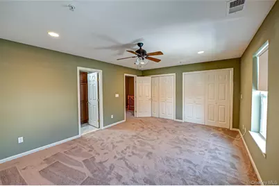 28 Lorien Place, Melville, NY 11747 - Photo 5