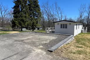 1 Walnut Park Ln, Milton, NY 12547 - Photo 5