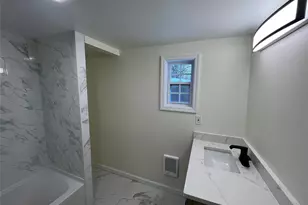 1 Walnut Park Ln, Milton, NY 12547 - Photo 15