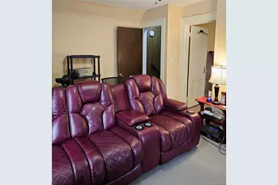 4734 206th Street, Bayside, NY 11361 - Photo 9