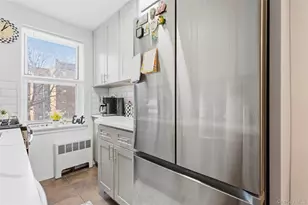 154 Ravine Ave, Yonkers, NY 10701 - Photo 11