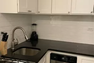 321 E 48th St, New York, NY 10017 - Photo 3